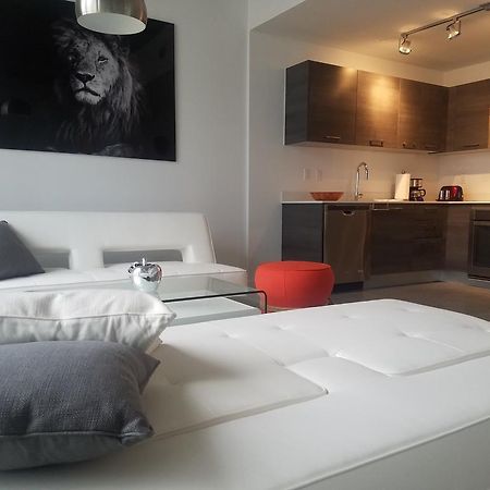 Downtown Miami Deluxe Apartment Exterior photo
