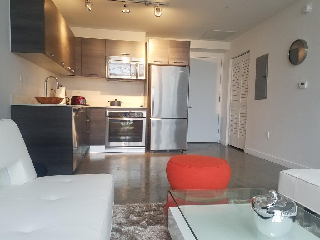 Downtown Miami Deluxe Apartment Exterior photo