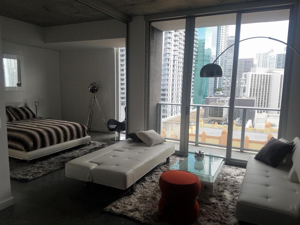 Downtown Miami Deluxe Apartment Exterior photo