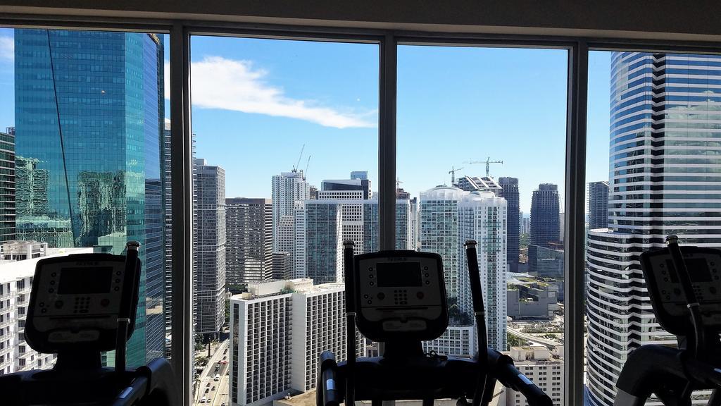 Downtown Miami Deluxe Apartment Exterior photo