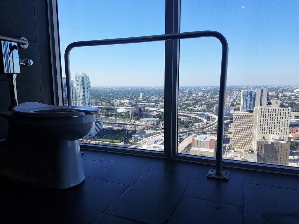 Downtown Miami Deluxe Apartment Exterior photo